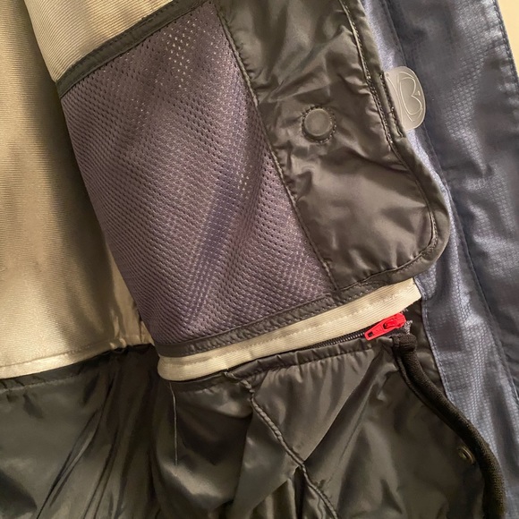 Helly Hansen Ski Jacket - Picture 6 of 6